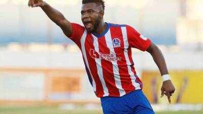 4 títulos ha ganado con el Olimpia el delantero hondureño Jorge Benguché, tres campeonatos de Liga y una Copa Presidente.