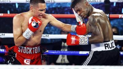 El boxeador hondureño Josec 'Escorpión' Ruiz perdió el combate por decisión unánime contra el estadounidense Gabriel Flores en Las Vegas.