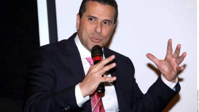 El conductor televisivo Marco Antonio Regil.