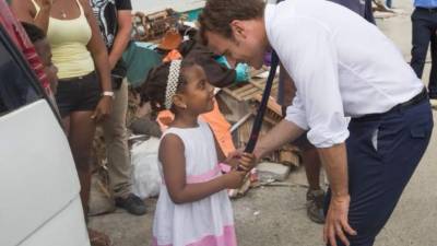 Emmanuel Macron, presidente de Francia, llegó a la isla de Martinica el pasado miércoles y prosiguió su recorrido de cuatro días por Guadalupe para conocer las necesidades de estas islas luego del huracán Irma.