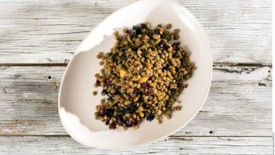 Una ensalada diferente para complacer el paladar.