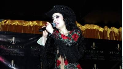 La también actriz tiene más de nueve millones de seguidores en Facebook y dijo estar muy contenta con su apoyo.