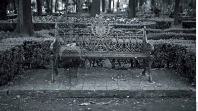 Aunque las religiones las rechazan, existen prácticas que tratan de validar la posibilidad de establecer comunicación con los muertos.