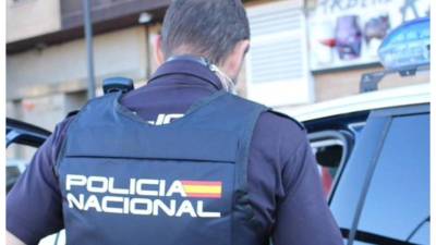 Video: “Te enviaré a tu país”; Policía español agrede a hondureño