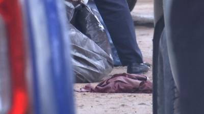 Las autoridades investigan quién y por qué mató al taxista.