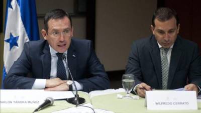 Una delegación del Gobierno de Honduras viajó hoy a Washington para reunirse con directivos del Departamento del Tesoro de Estados Unidos con el fin de revisar el proceso de liquidación forzosa del Banco Continental.