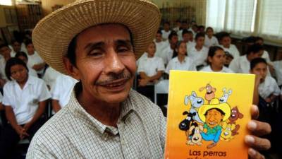 Ese día, el escritor había estado vendiendo sus libros frente a la Municipalidad de Choloma .