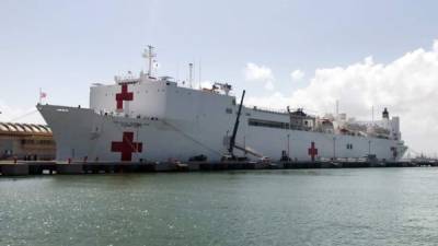 En la imagen un registro del barco hospital de la marina estadounidense USNS Comfort. EFE/Archivo