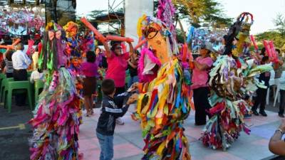 Fiesta del 28 de diciembre en la península de Paraguaná, Falcón (Venezuela). Foto: cidt-corfaltur.blogspot.com.