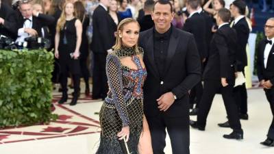 Jennifer López y Alex Rodríguez en la pasada Gala MET. Foto: AFP.
