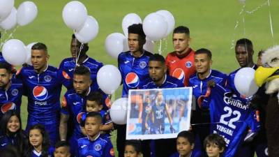 Los jugadores del Motagua le rindieron homenaje a Vergara.