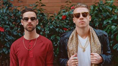 Macklemore & Ryan Lewis.