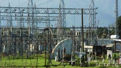 De los 209 contratos de generación firmados por las autoridades de la Enee, un total de 118 se encuentran sin operar.