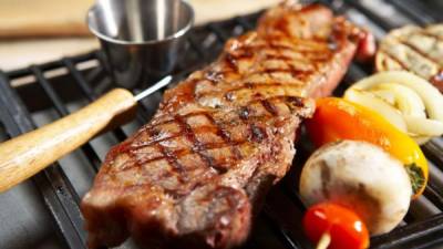 La carne roja forma parte de la dieta diaria.