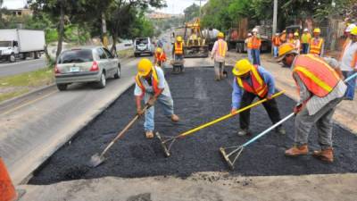 El presidente de Hernández anunció una masiva inversión en infraestructura.