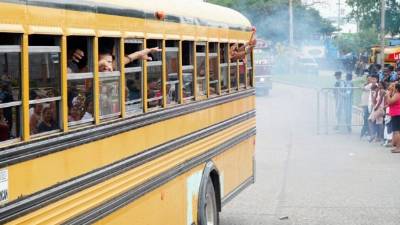 Al menos 500 privados de libertad fueron llevados del penal sampedrano a la cárcel de El Porvenir, en Francisco Morazán.