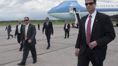 El presidente de los Estados Unidos, Barack Obama, es uno de los hombres más protegidos del mundo por la relevancia de su cargo, para ello cuenta con un equipo élite, el Servicio Secreto.