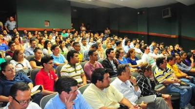 Estudiantes aprendieron sobre justicia y democracia.