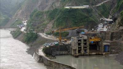 El Banco Interamericano de Desarrollo (BID) anunció hoy la aprobación de un préstamo de 23 millones de dólares a Honduras para ayudar a financiar la rehabilitación de las centrales hidroeléctricas Cañaveral-Río Lindo.