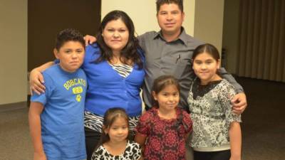 Max Villatoro es padre de cuatro hijos ciudadanos de EUA lo que le permite aplicar al programa DAPA aprobado por Obama.