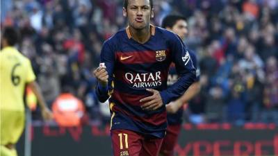 Neymar celebrando su primer gol marcado al Villarreal. Foto AFP
