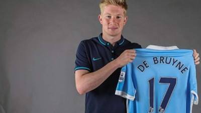 De Bruyne llega por 75 millones de euros al City.