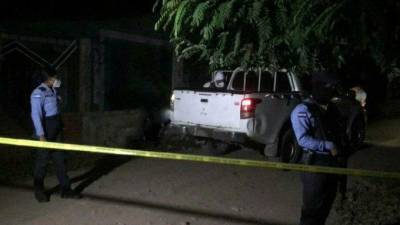 Las muertes ocurrieron dentro de una cantina durante la noche de este sábado.