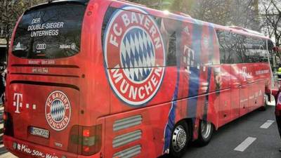 El club bávaro envió minutos después un comunicado confirmando el percance, pero destacando que nadie resultó herido.