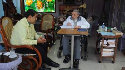 Fidel Castro se reúne con Maduro en la víspera de la llegada de Obama a Cuba.