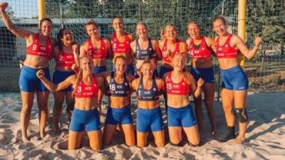 El equipo de balonmano de Noruega deberá pagar una multa de 1500 euros por violar el reglamento al negarse a usar bikinis para jugar./Instagram.