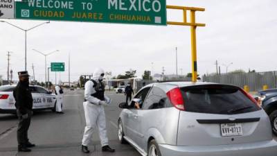 Hasta ahora, el Gobierno mexicano ha auxiliado a repatriar a más de 8.000 ciudadanos que estaban varados en otros países, señaló Marcelo Ebrard, secretario mexicano de Relaciones Exteriores (SRE). Foto AFP.