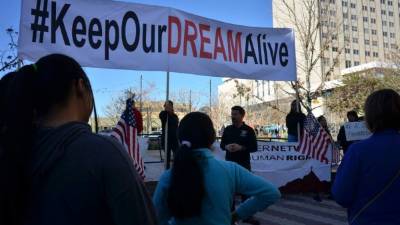 En el pasado, funcionarios de gobiernos republicanos han hablado a favor de los inmigrantes indocumentados que quieran servir al ejército. EFE/Archivo