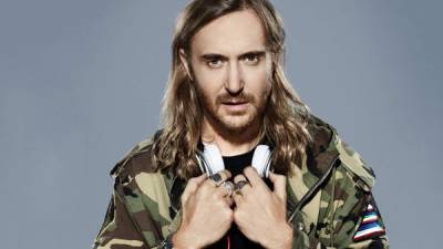 Con más de 30 años de carrera musical, el DJ David Guetta.