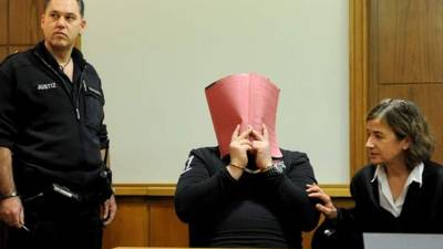 El enfermero, que ya fue condenado a siete años y medio de prisión en 2008 por intento de asesinato, está bajo sospecha de ser responsable de varios otros homicidios.