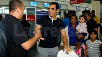 Claudio Nicolás Cardozo antes de salir de Honduras con destino a Uruguay. Foto Neptalí Romero
