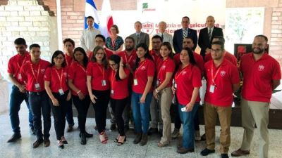 El evento fue aperturado por la Presidenta de Zamorano Dra. Alison Stone y el Rector Jeffrey Lansdale, en compañía de los integrantes de la primera promoción de la maestría y docentes.