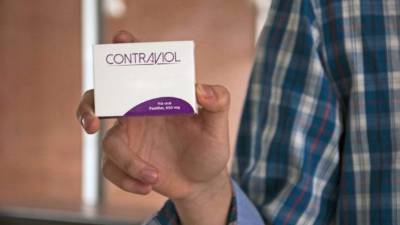 La pastilla tiene como principios activos “ácido antiviolencílico”, “pazifirina” y “equidadilina”.