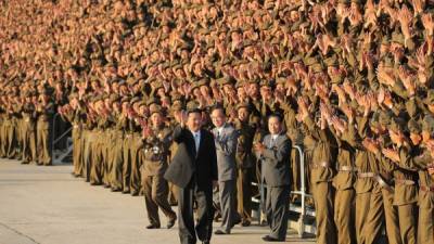 Kim Jong Un retomó los ensayos de su arsenal alertando a la Comunidad Internacional.//