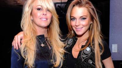 Dina y Lindsay Lohan