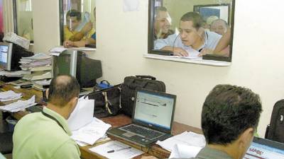 Malestar por atrasos en aduanas