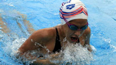 Fernanda Cwu, campeona nacional en Infantil B. Aquí nadando pecho, su especialidad.