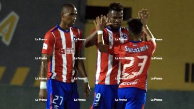 El Olimpia goleó sin despeinarse a un Juticalpa que está en crisis.