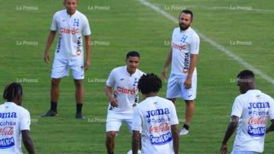 La selección de Honduras en el entrenamiento de este lunes en el estadio Nacional de Tegucigalpa.