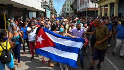 Miles de cubanos se lanzaron a la calle para protestar contra 'la dictadura' exigiendo la libertad para la isla./AFP.