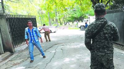 El instituto Técnico Honduras también permanece militarizado.