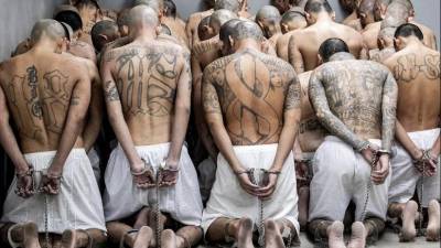 Más de 70,000 supuestos pandilleros han sido detenidos durante el régimen de excepción en El Salvador.