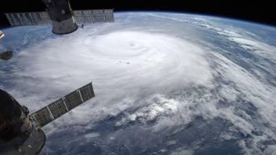 El satélite de la Nasa captó la potencia y magnitud del huracán Gonzalo en el mar Caribe.