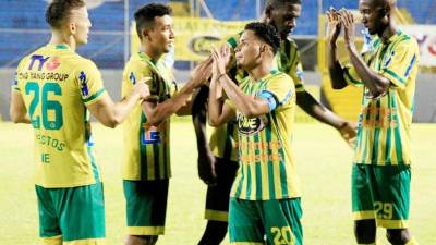 Parrillas One eliminó al Deportes Savio el sábado en el Morazán.