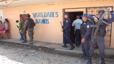 En el interior de su negocio mataron al comerciante Julio César Ramos.