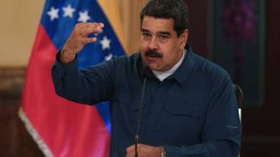 Maduro busca imponer un 'racionamiento de gasolina' en Venezuela, según opositores.